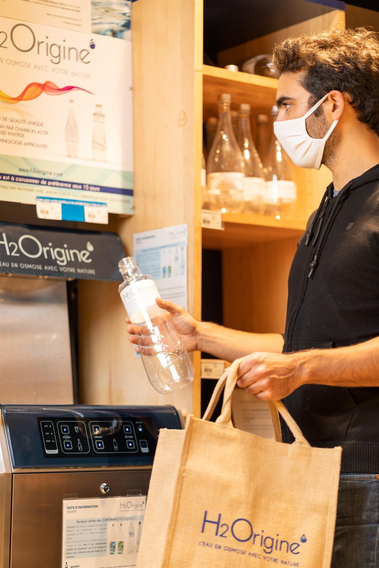 Bouteilles H2Origine en verre pour l'eau gazeuse dans les magasins